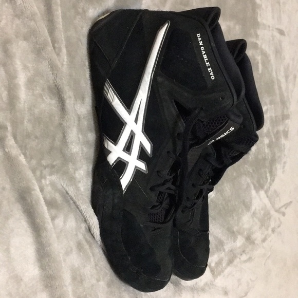 dan gable evo wrestling shoes